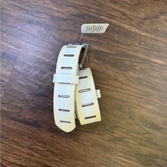 Free people we the free Jona belt  in ivory color - Picture 4 of 16